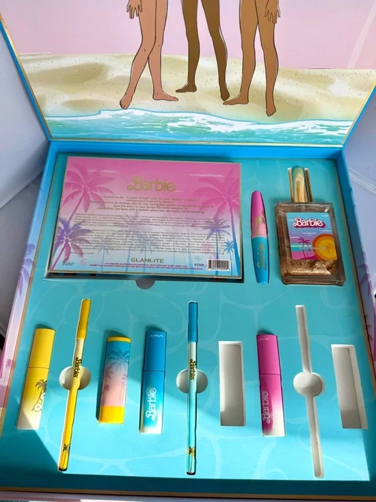 Glamlite Barbie Dream Summer Collection PR Box Makeup Set- Nearly Complete!!!! - Picture 11 of 15
